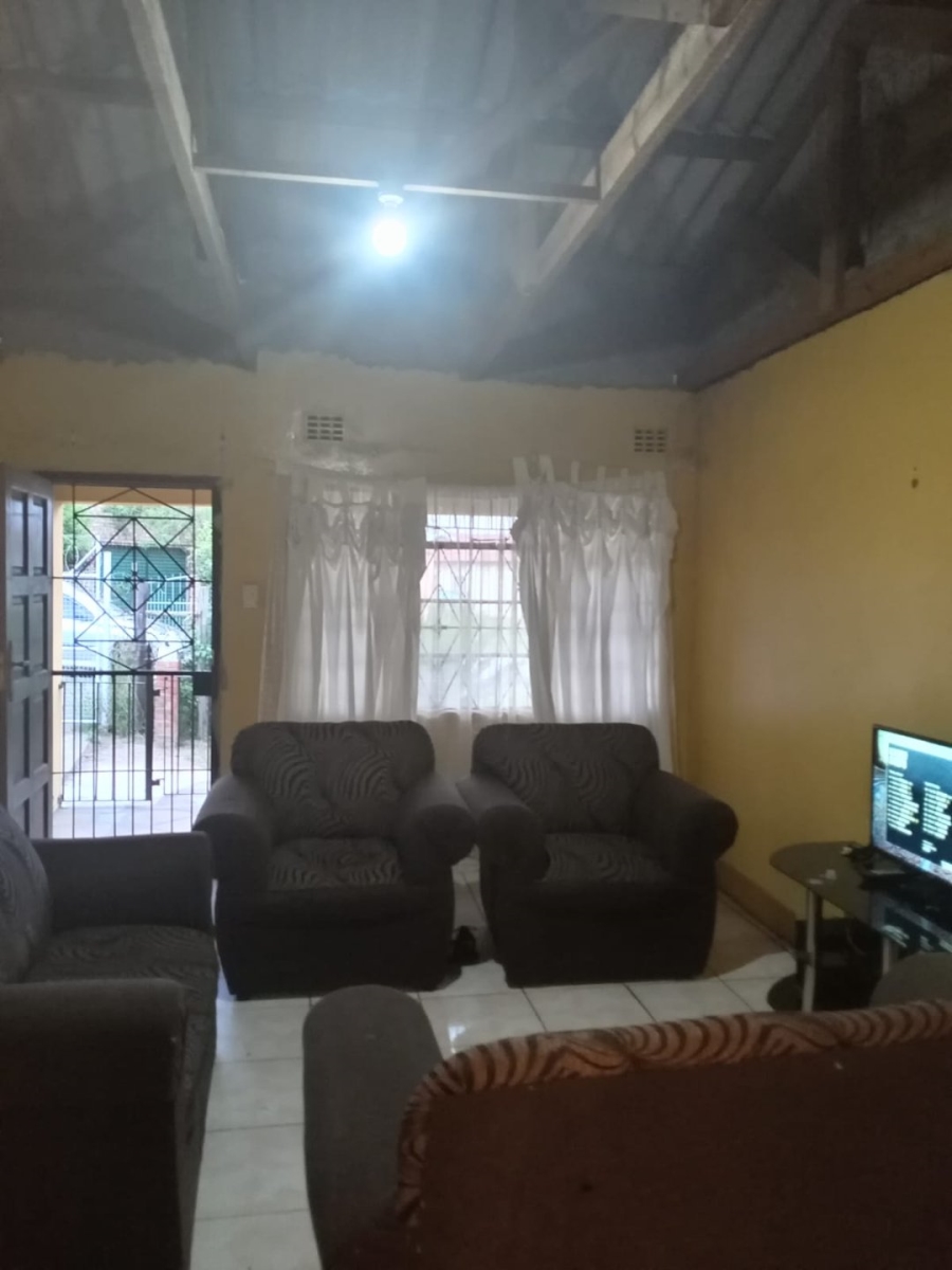 3 Bedroom Property for Sale in Mbekweni Eastern Cape